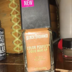 Black Radiance foundation